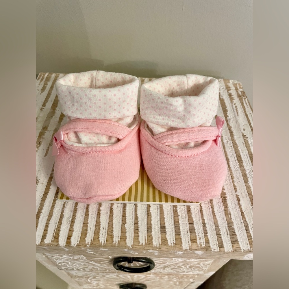 NWT Pink and White Baby Booties